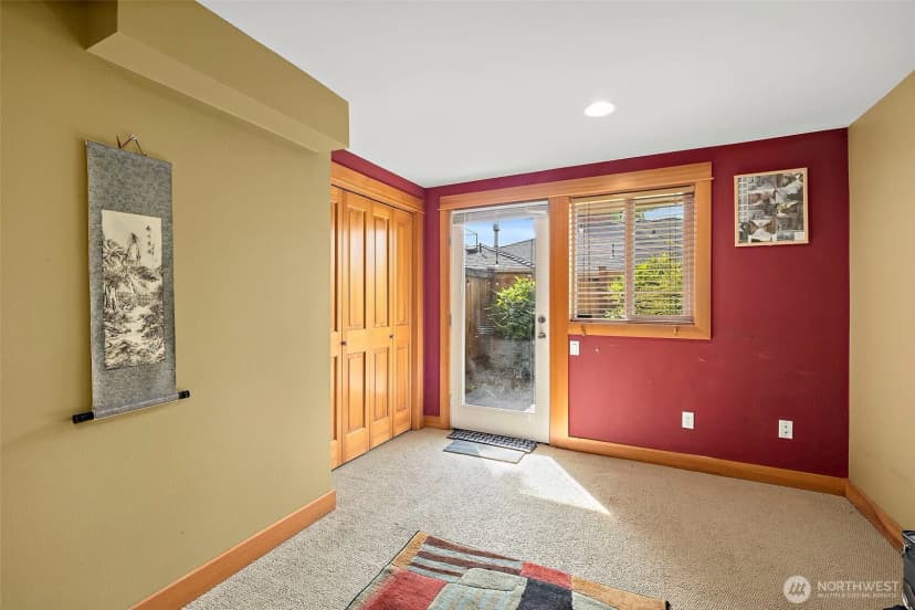 Property photo for 6518 42nd Avenue Sw #b, Seattle photo 8