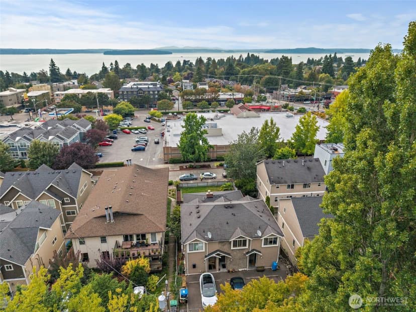 Property photo for 6518 42nd Avenue Sw #b, Seattle photo 18
