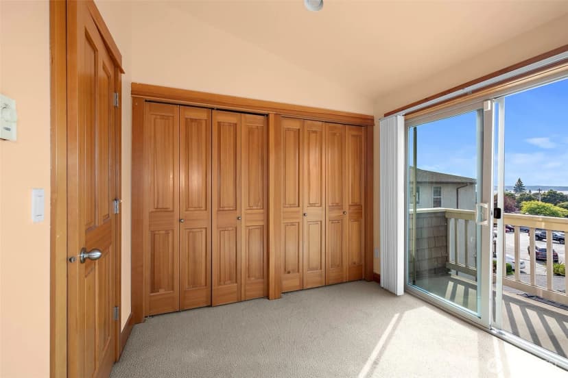 Property photo for 6518 42nd Avenue Sw #b, Seattle photo 14
