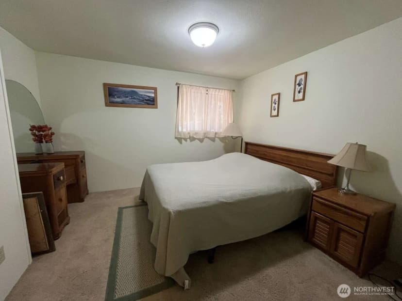 Property photo for 2421 Hastings Avenue W, Port Townsend photo 18