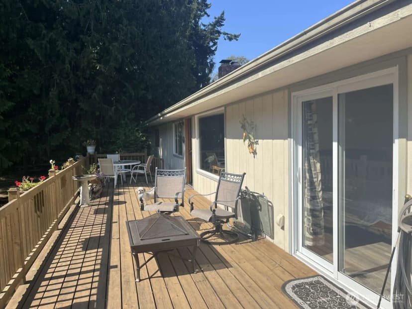 Property photo for 2421 Hastings Avenue W, Port Townsend photo 6