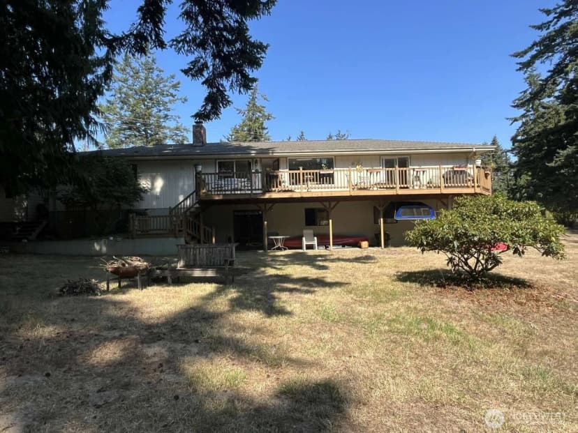 Property photo for 2421 Hastings Avenue W, Port Townsend photo 8