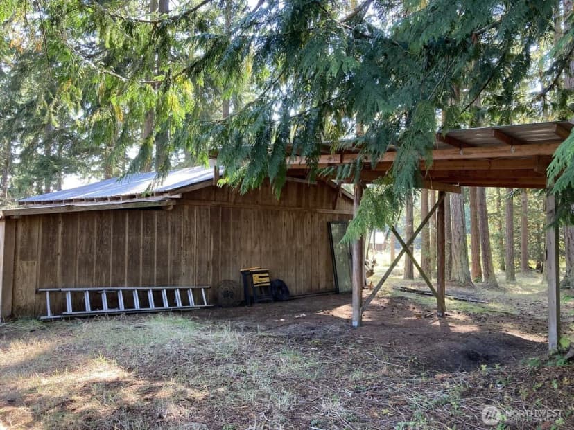 Property photo for 2421 Hastings Avenue W, Port Townsend photo 22