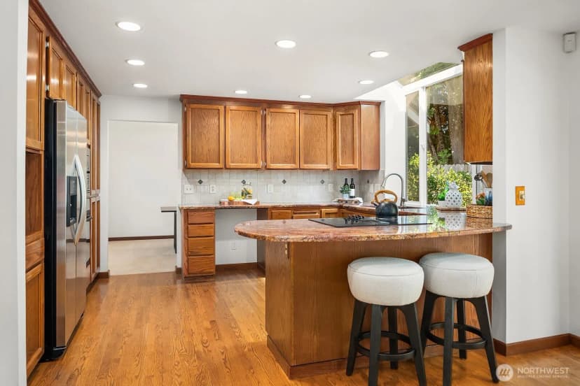 Property photo for 22910 Ne 15 Place, Sammamish photo 13