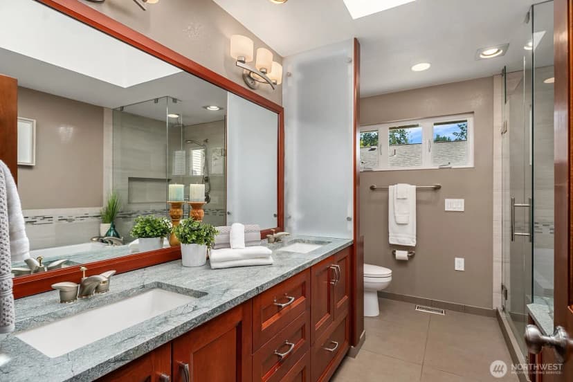 Property photo for 22910 Ne 15 Place, Sammamish photo 21