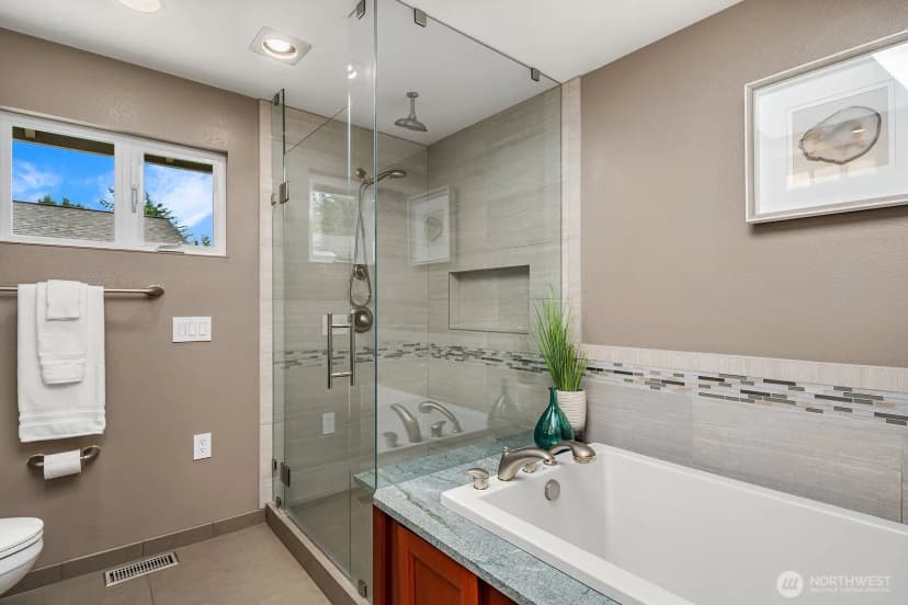 Property photo for 22910 Ne 15 Place, Sammamish photo 22