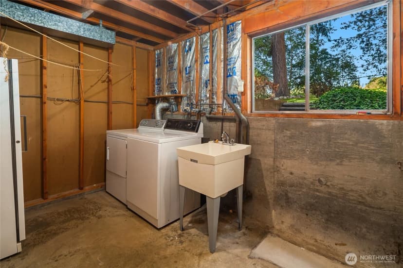 Property photo for 2708 Ne 195th Place, Shoreline photo 29