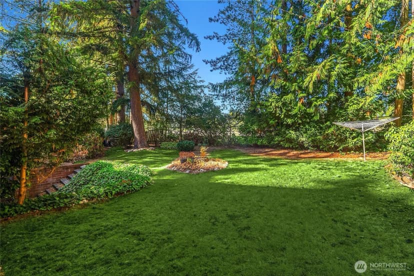 Property photo for 2708 Ne 195th Place, Shoreline photo 31