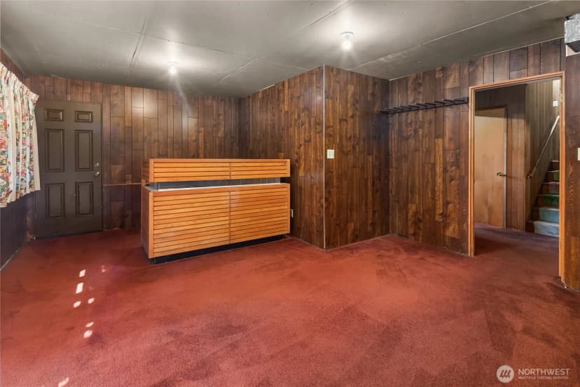 Property photo for 2708 Ne 195th Place, Shoreline photo 24