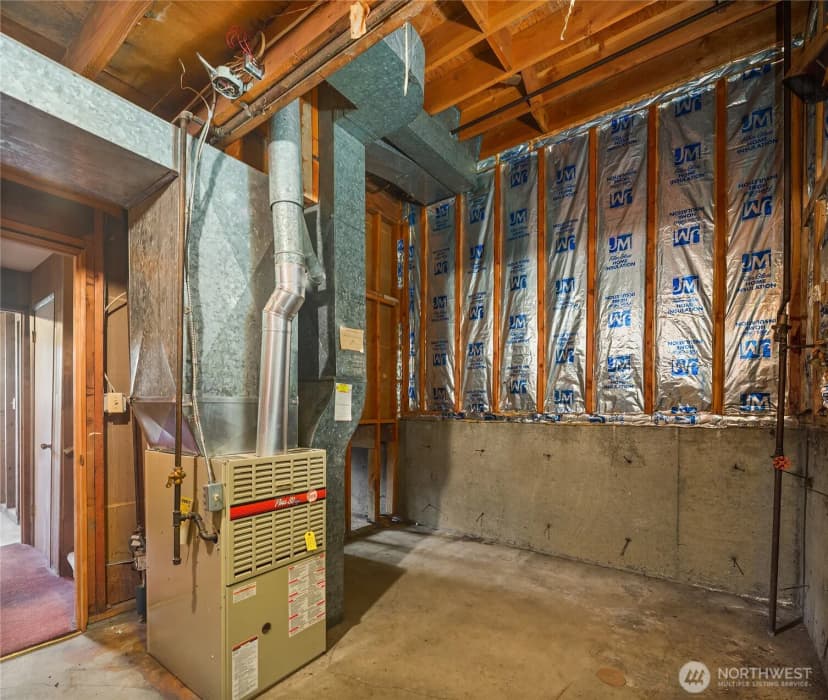 Property photo for 2708 Ne 195th Place, Shoreline photo 27