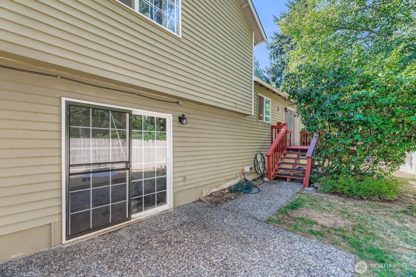 Property photo for 10505 4th Drive Se, Everett photo 25