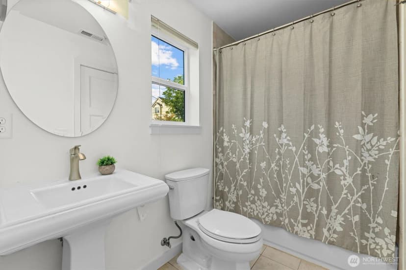 Property photo for 8628 22 Avenue Sw, Seattle photo 16