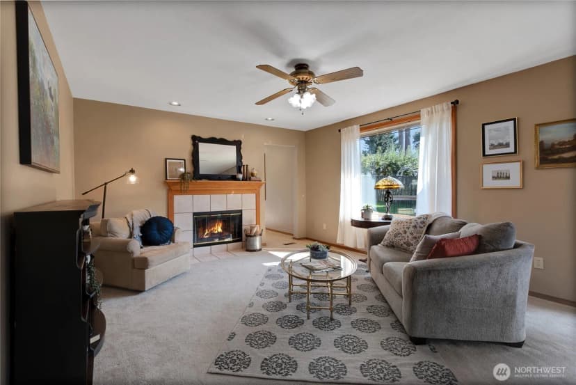 Property photo for 8024 33rd Street W, University Place photo 14