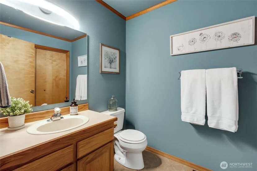 Property photo for 8024 33rd Street W, University Place photo 17