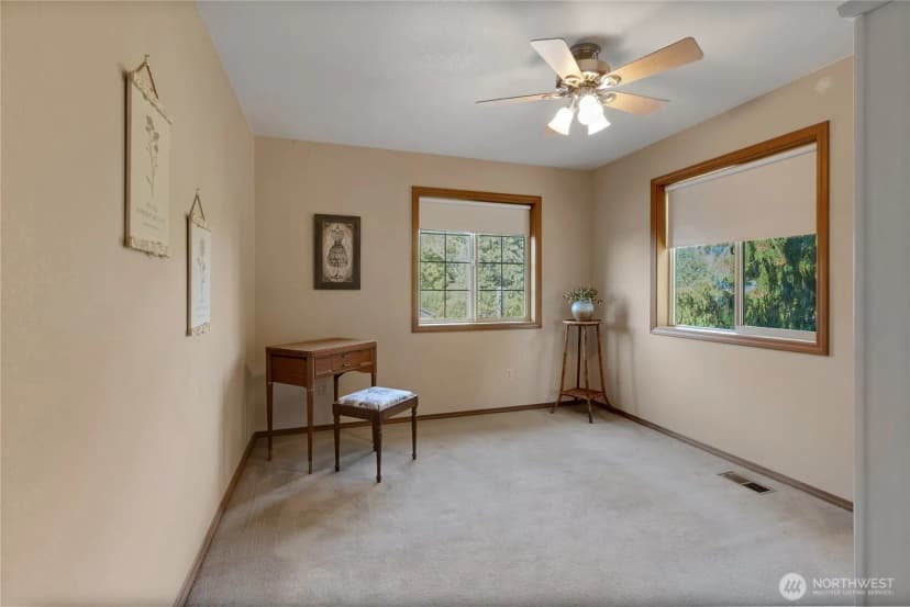 Property photo for 8024 33rd Street W, University Place photo 28