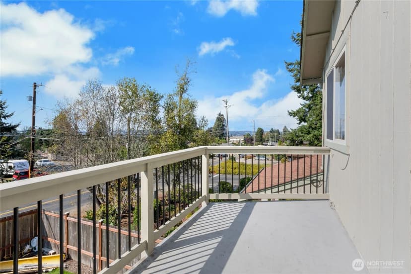 Property photo for 8024 33rd Street W, University Place photo 18
