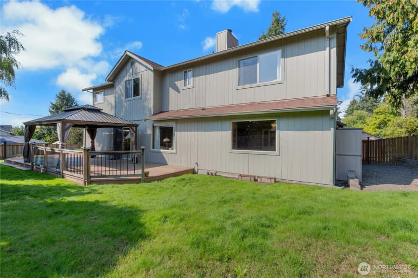 Property photo for 8024 33rd Street W, University Place photo 35