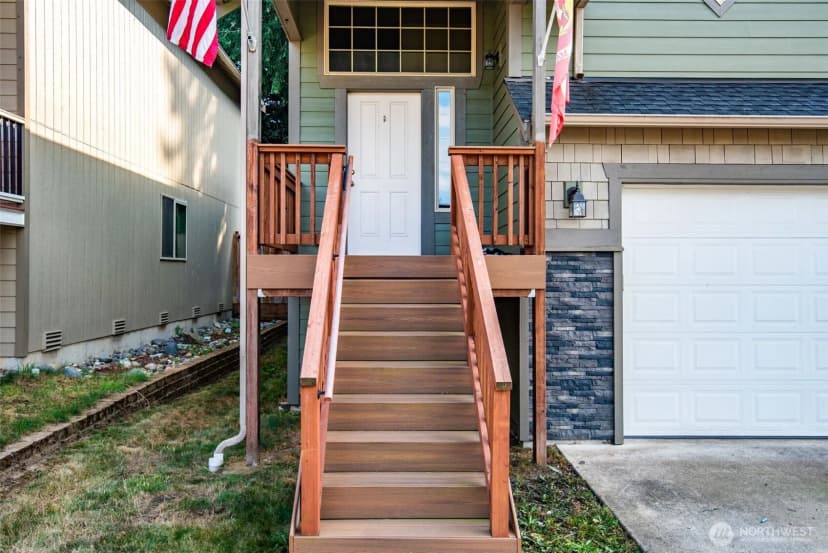 Property photo for 2225 Se Kelby Cir, Port Orchard photo 2