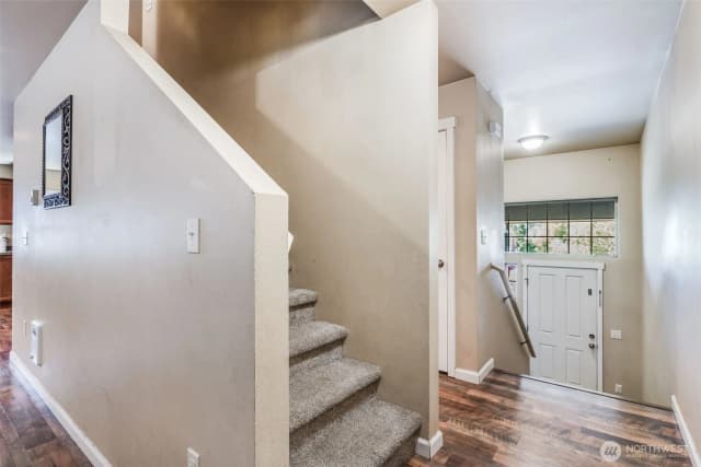 Property photo for 2225 Se Kelby Cir, Port Orchard photo 4