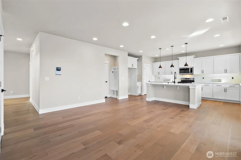 Property photo for 14228 Se 284th Place, Kent photo 16