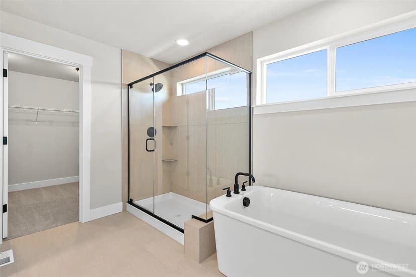 Property photo for 14228 Se 284th Place, Kent photo 31