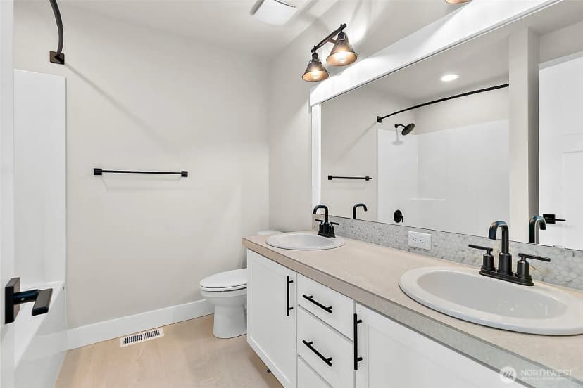 Property photo for 14228 Se 284th Place, Kent photo 25