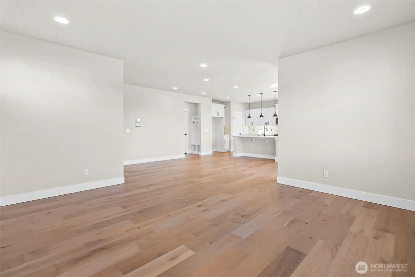 Property photo for 14228 Se 284th Place, Kent photo 18