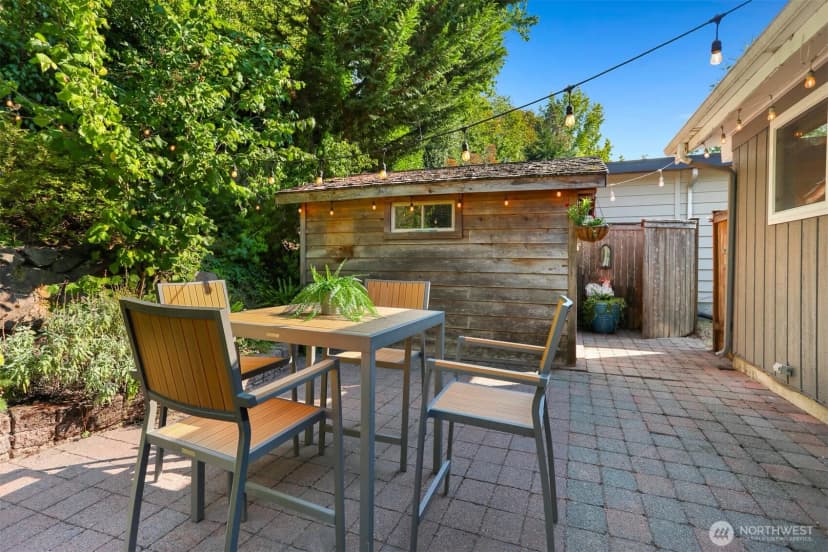 Property photo for 8614 25th Avenue Ne, Seattle photo 29