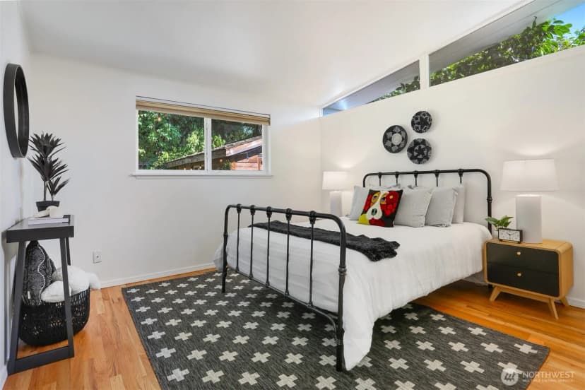 Property photo for 8614 25th Avenue Ne, Seattle photo 10