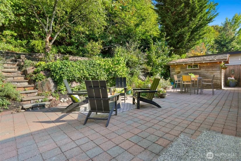 Property photo for 8614 25th Avenue Ne, Seattle photo 27