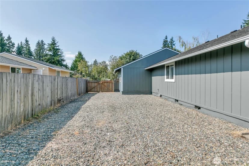 Property photo for 15823 120th Avenue E, Puyallup photo 24