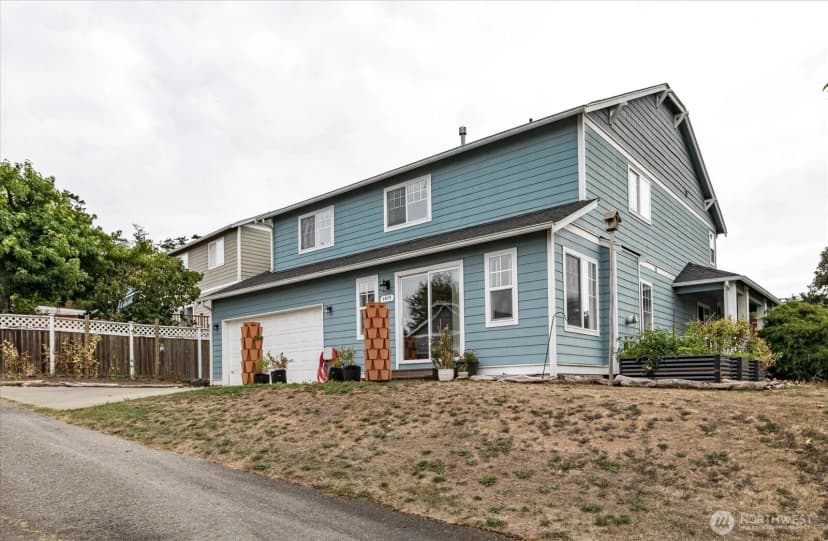 Property photo for 1875 Sw Sunnyside Avenue, Oak Harbor photo 31