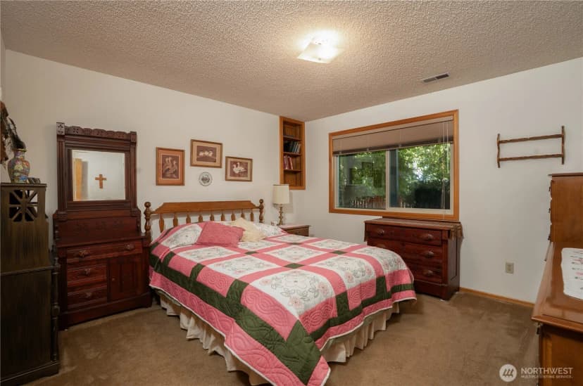 Property photo for 5809 49th Street Ct W, University Place photo 20