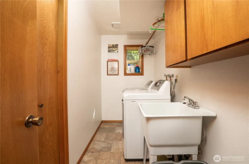 Property photo for 5809 49th Street Ct W, University Place photo 25