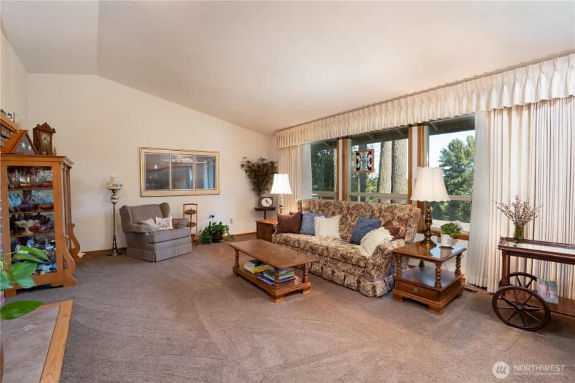 Property photo for 5809 49th Street Ct W, University Place photo 4