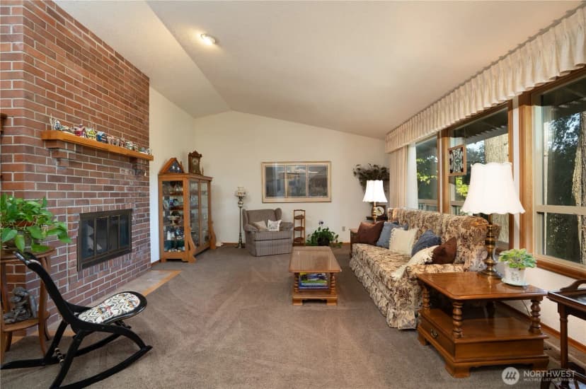 Property photo for 5809 49th Street Ct W, University Place photo 5