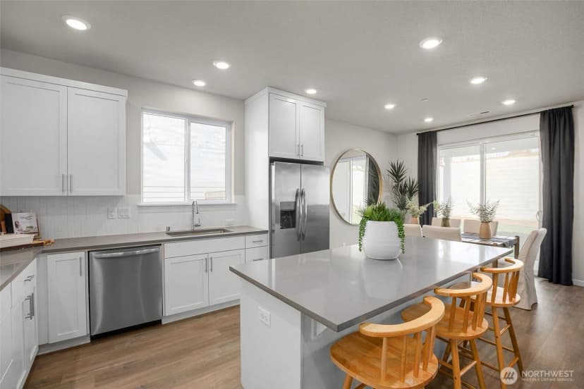 Property photo for 709 S 26th Place, Ridgefield photo 16