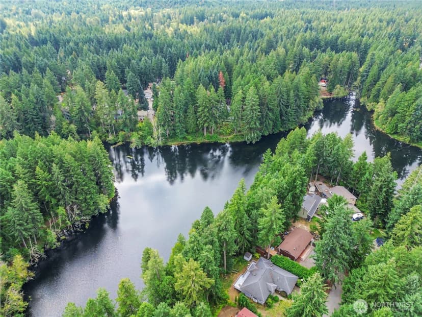 Property photo for 22415 Fairwood Court Se, Yelm photo 9