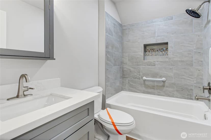 Property photo for 22415 Fairwood Court Se, Yelm photo 14