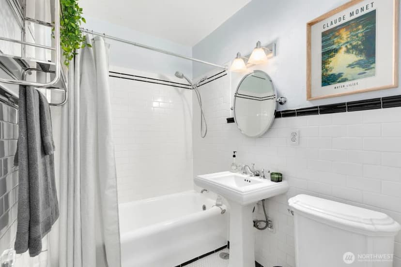 Property photo for 220 W Olympic Place #106, Seattle photo 13