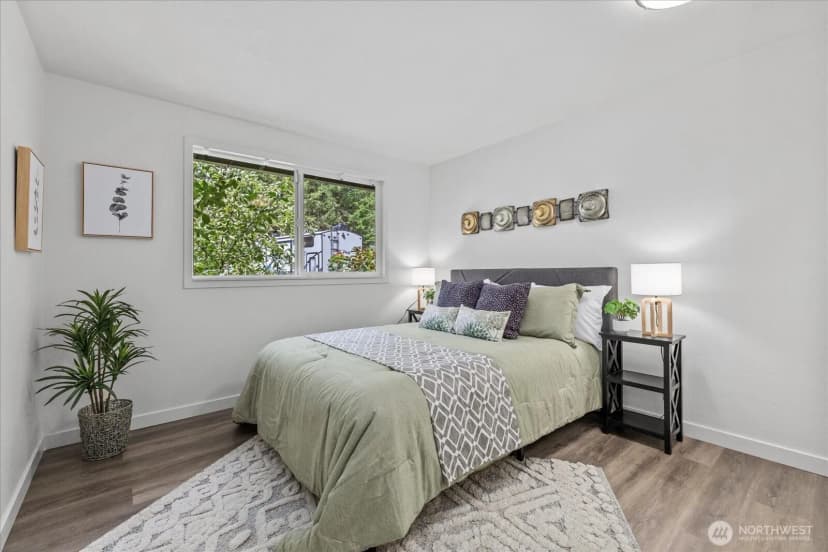 Property photo for 14407 Salal Dr, Edmonds photo 10