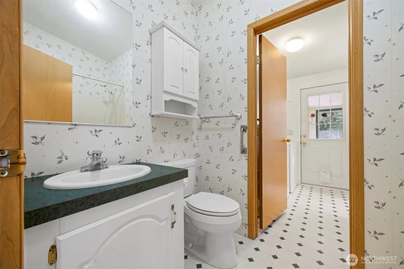Property photo for 5975 Hoag Lane, Everson photo 34
