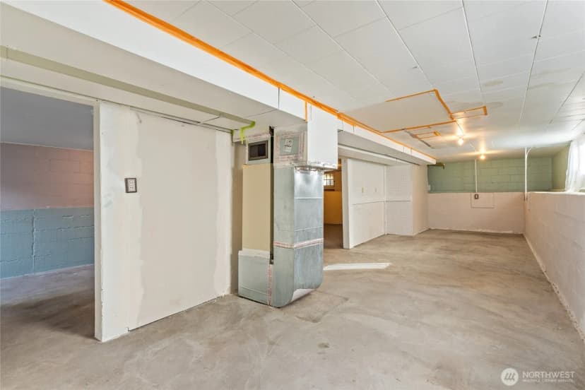 Property photo for 2202 Ne 9th Place, Renton photo 15