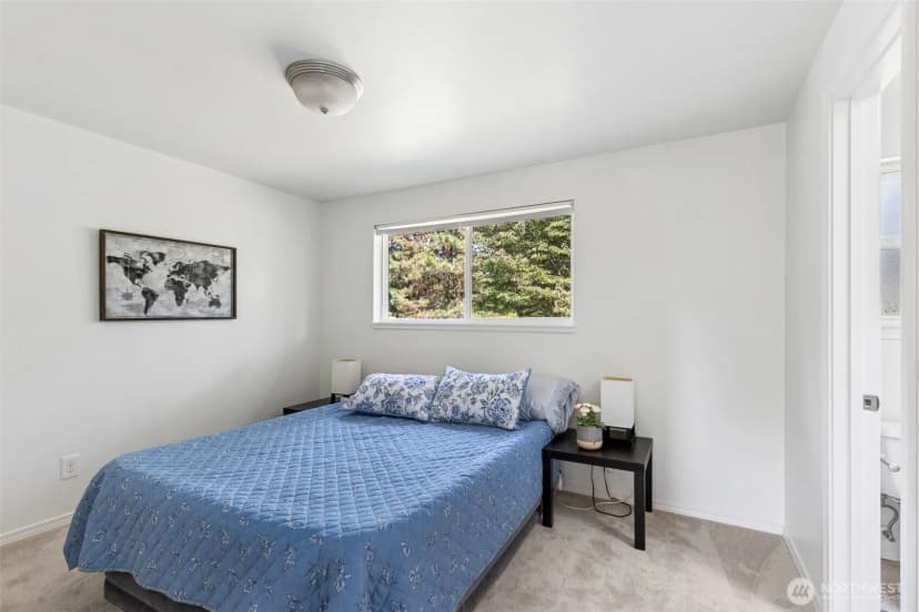 Property photo for 16518 Ne 25th Place, Bellevue photo 10