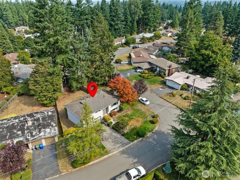 Property photo for 16518 Ne 25th Place, Bellevue photo 31