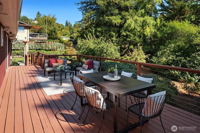 Property photo for 6726 48th Avenue Sw, Seattle photo 14