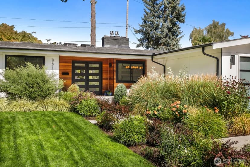 Property photo for 3812 E Crockett Street, Seattle photo 3