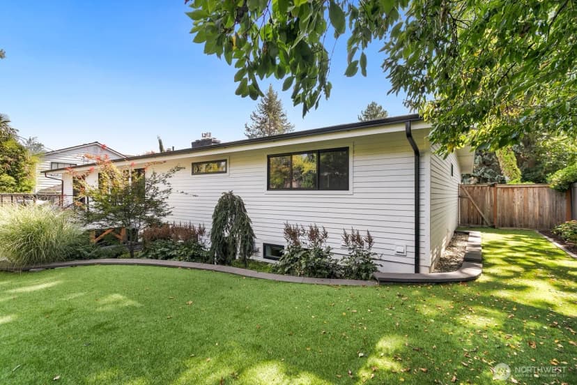Property photo for 3812 E Crockett Street, Seattle photo 40