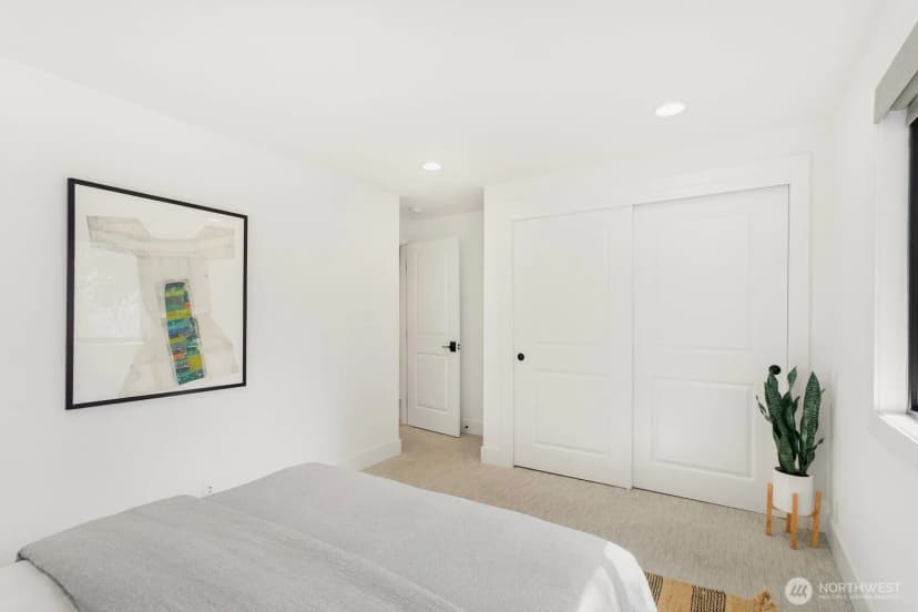 Property photo for 3812 E Crockett Street, Seattle photo 19