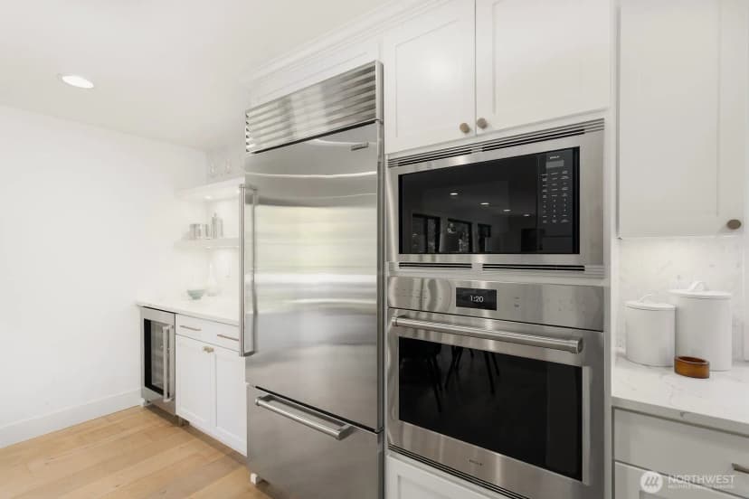 Property photo for 3812 E Crockett Street, Seattle photo 12